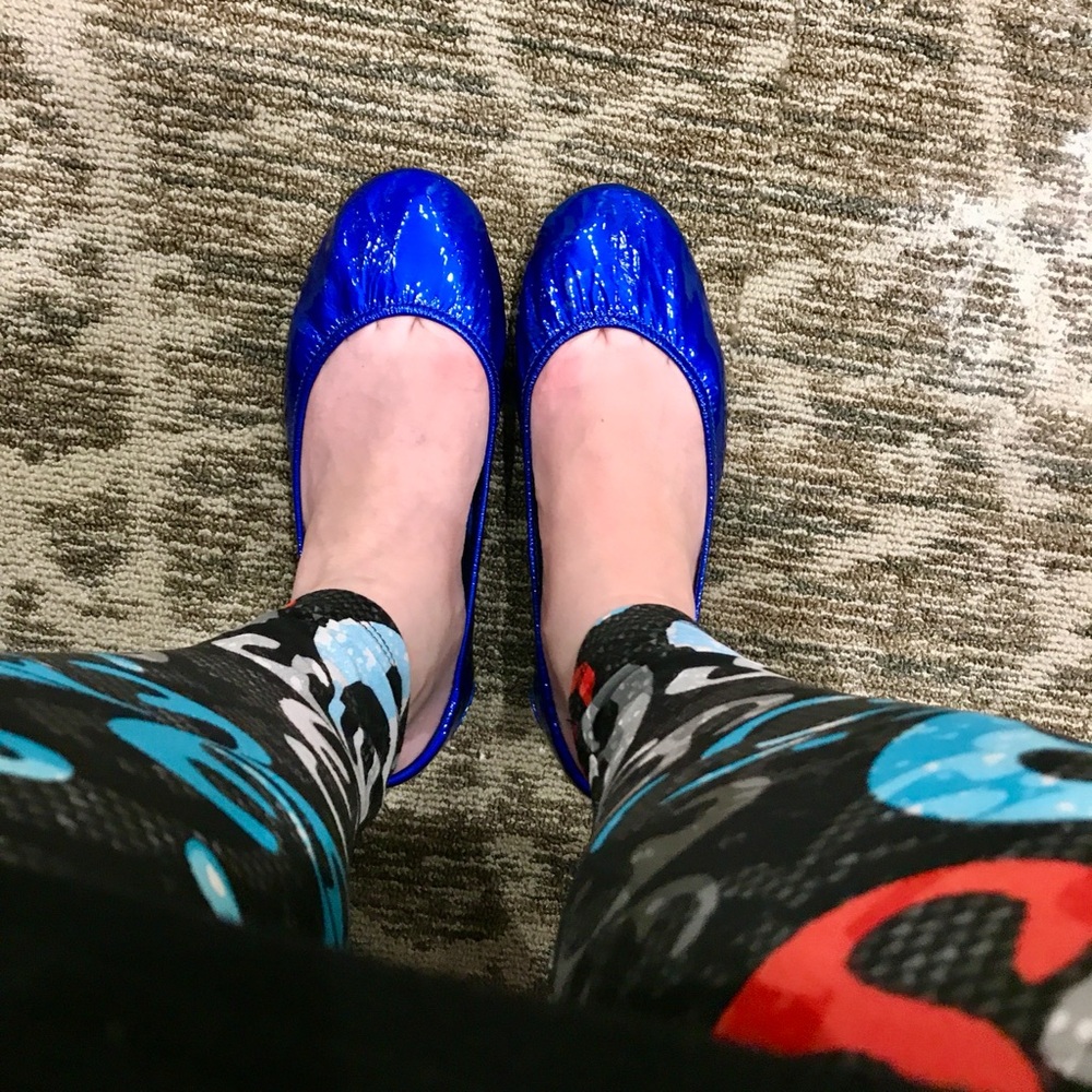 Great condition Sapphire Tieks - size 9